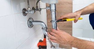 Сантехнические работы Михайловка цена 463 руб. Услуги сантехника